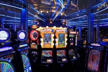 pamad Ninja vs Samurai branded live-dealer studio with HD blackjack and roulette tables